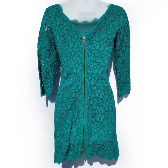 DIANE VON FURSTENBERG Size 2 Lace Cocktail Dress Womens Bodycon Mini Zarita - Picture 2 of 11
